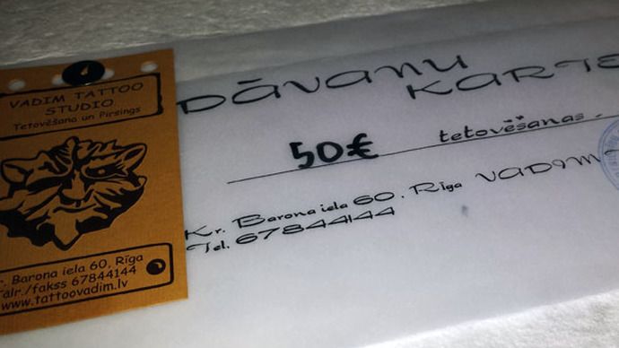 Tetovējums uz pleca