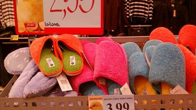 Sulīgās Rimi čībiņas par divdomīgu cenu